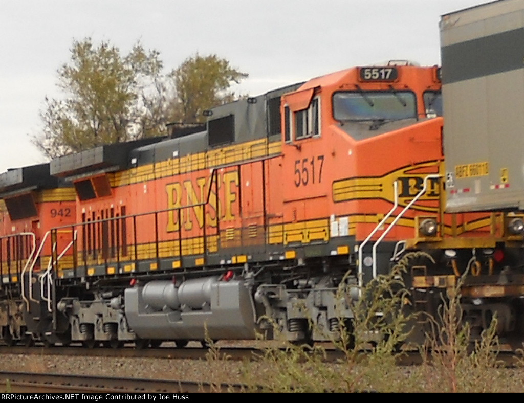 BNSF 5517